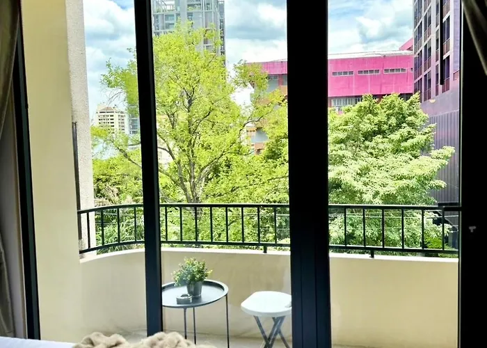 Common Living Ekkamai 曼谷
