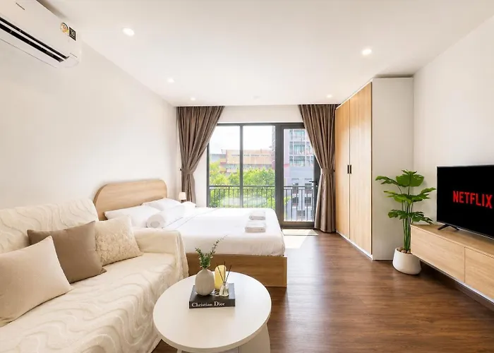 公寓 Common Living Ekkamai 曼谷
